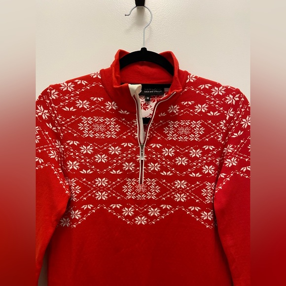 Newland Women’s 1/2 Zip Sweater in Red (Medium) - Picture 2 of 7
